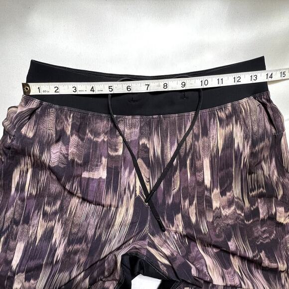 Lululemon Men size Small T.H.E Short 7" Linerless Gold Spice - Picture 3 of 7